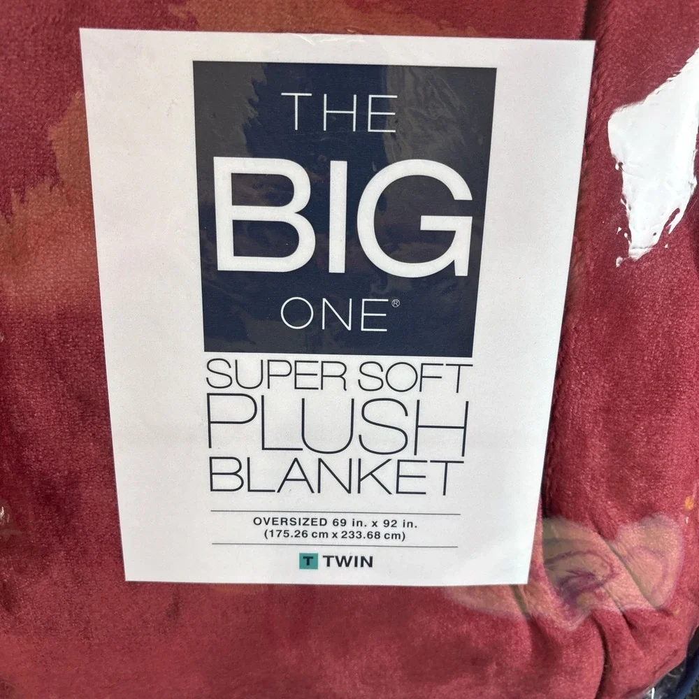 The Big One~Oversized Twin~Super Soft/Plush Blanket~69